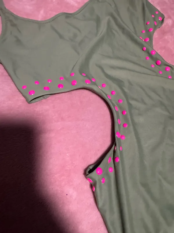 Aerie swim - Image 4