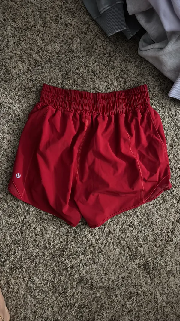 Lululemon Hot Hot Shorts - Image 2
