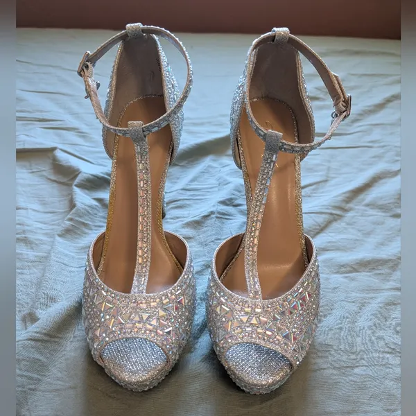 Thalia Sodi Chance T-Strap Rhinestone Heels W8 Silver/Grey - Image 2