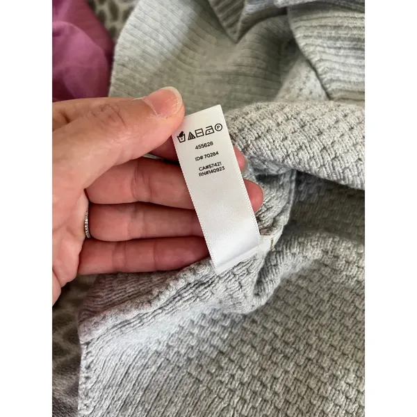 Loft Gray Knit Crew Neck Sweater Medium Elevated Basic Preppy Cozy Minimalist - Image 7
