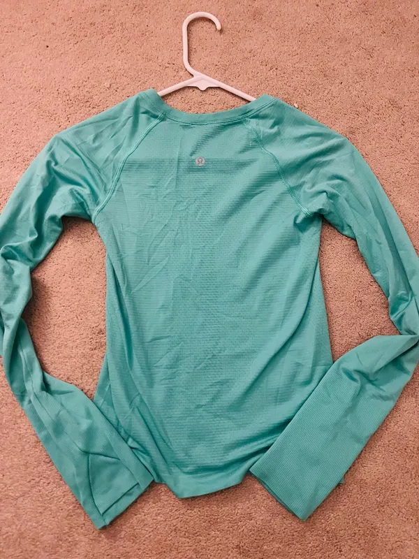 Lululemon Swiftly Tech Long Sleeve - Image 2
