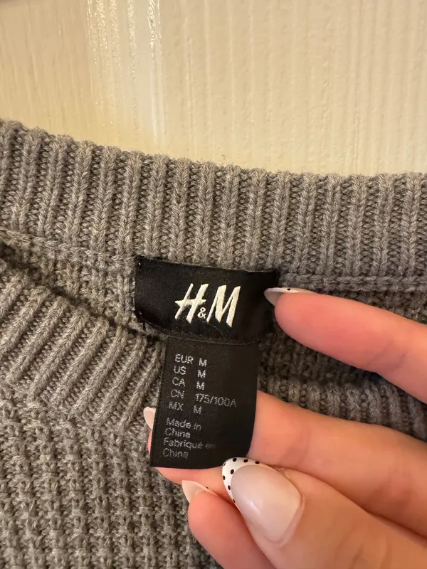H&M Sweater Knit - Image 2
