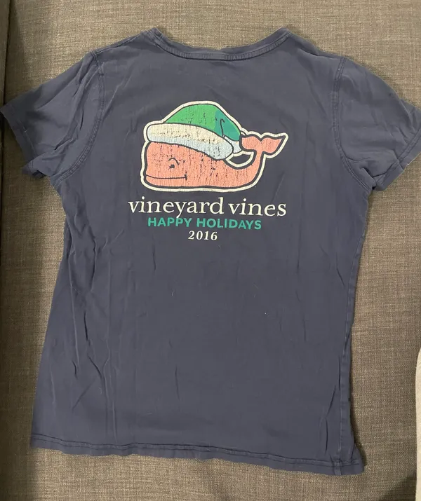 Vineyard Vines Holiday T-Shirt - Image 2