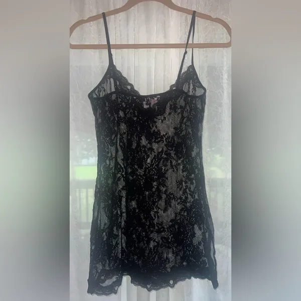 Victoria’s Secret black lace teddy/slip/dress size medium - Image 4