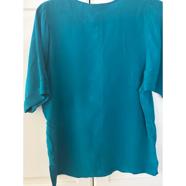 SK & Company Teal Blue 100% Silk Short Sleeve Asymmetrical Button Blouse Size 8 - Image 6