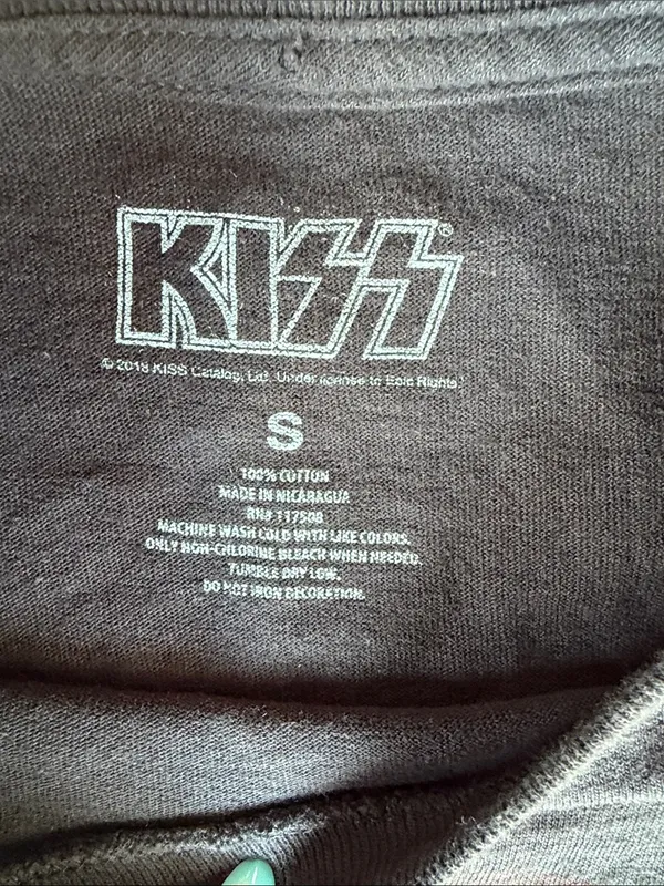 Kiss Black Vintage Tour Graphic Tee - Image 2