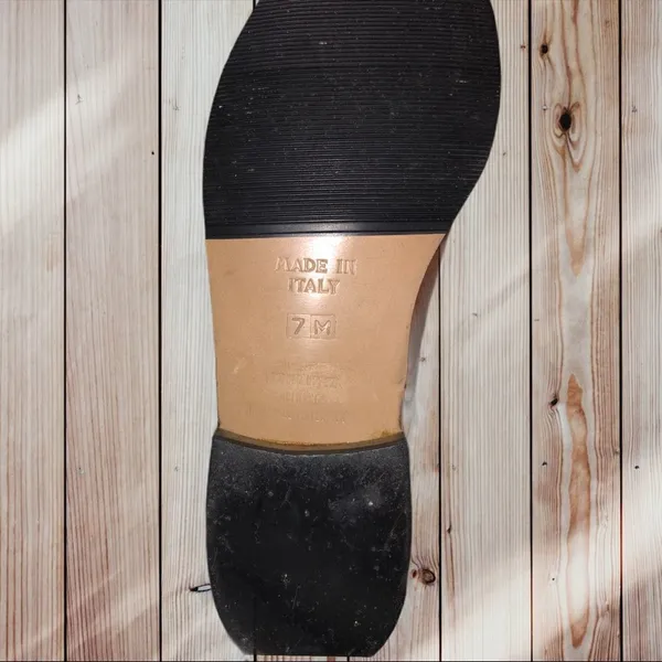 Next to new!! Boots Brown Size 7 - Image 4