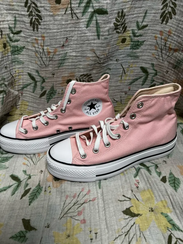 Converse Chuck Taylor Hi Lift Platform High Top Pink Sneakers - Image 2