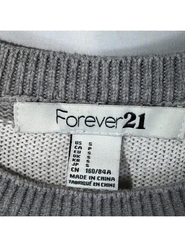 Forever 21 Gray White Striped Sweater Small - Image 6
