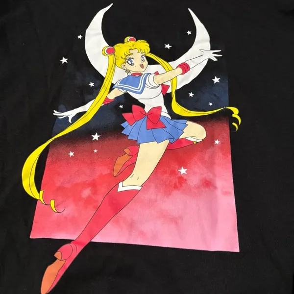 Official Sailor Moon "Love & Justice" Graphic Hoodie - Medium - Image 5
