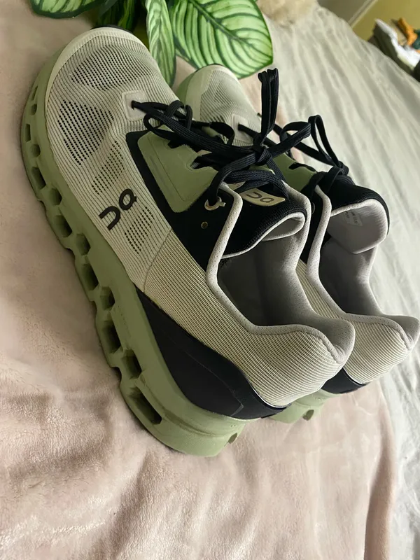 ON Cloudstratus Men's Gray Green Light Running Shoes Size 11 - Image 4