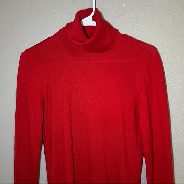 Ralph Lauren Red Silk Blend Turtle Neck Knit Sweater Women’s Size Medium - Image 3