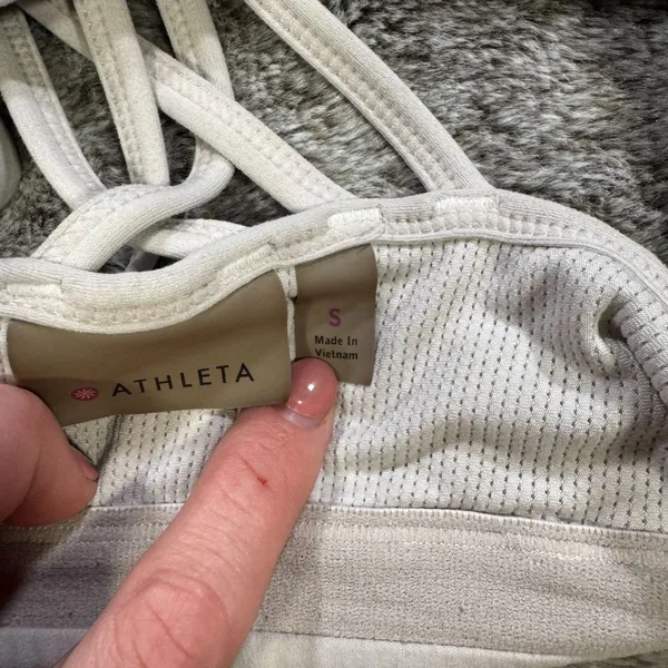Athleta Fully Focused Bra Sz S - Image 7