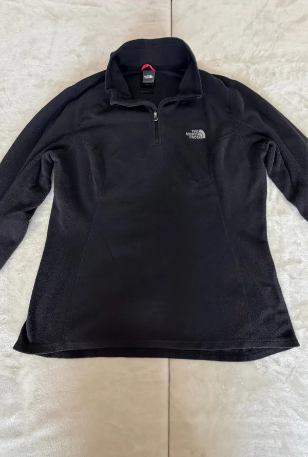 The North Face Women's Black Fleece 1/4 Zip Pullover - Image 2