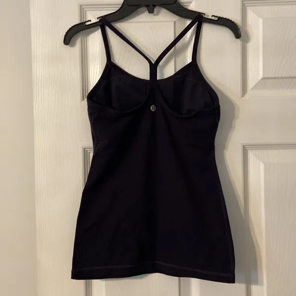 Lululemon Top size S used but good condition length 21” bust 24” - Image 4