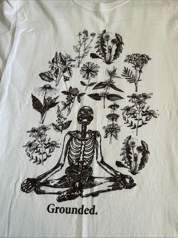 Urban Outfitters White 100% cotton boho goth fairy plants outdoorsy graphic tee shirt M - Image 7