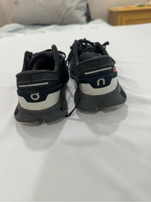 On Cloud‎ X 3 Training Shoe W5.5 - Image 4