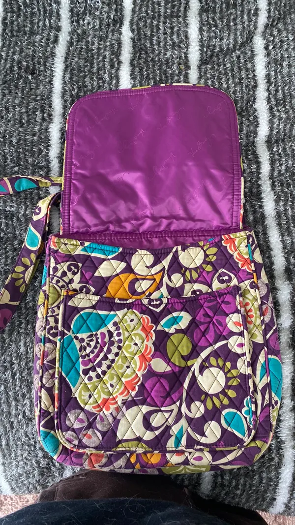 Vera Bradley Crossbody Quilted Purse - Image 4