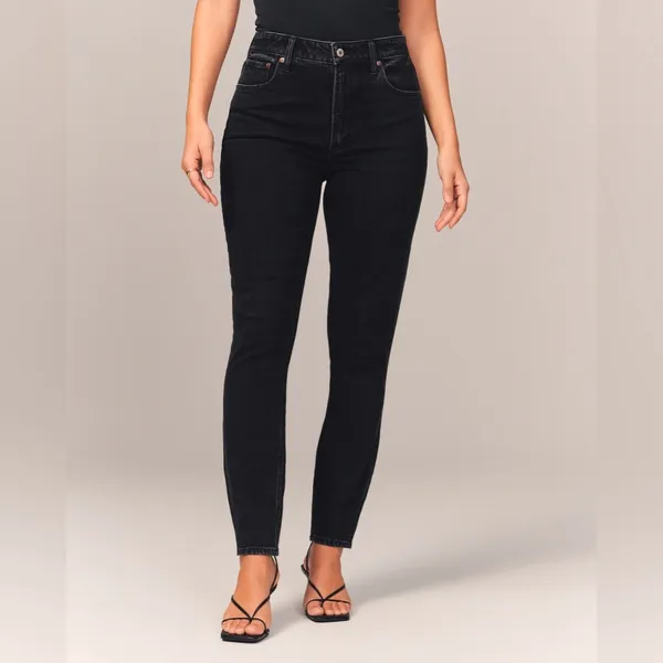 Abercrombie & Fitch Curve Love High Rise Skinny Jean in Black Size 16 (33) - Image 2