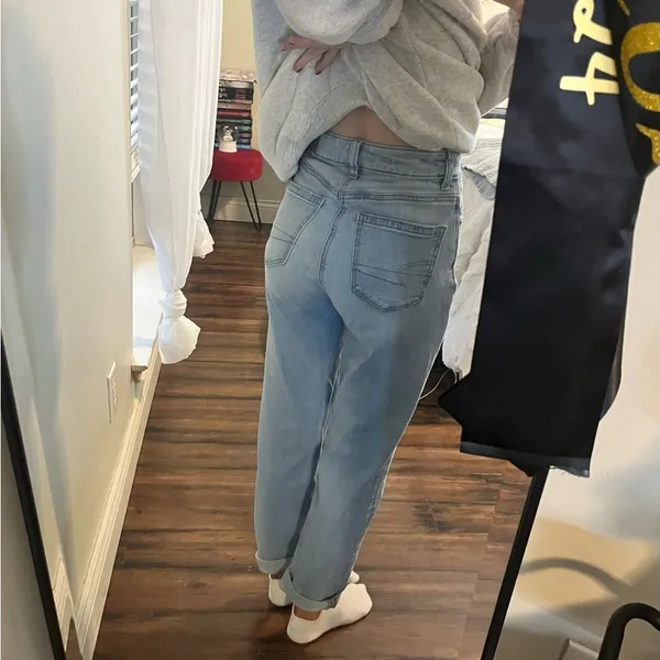 American Eagle Jeans - Image 2