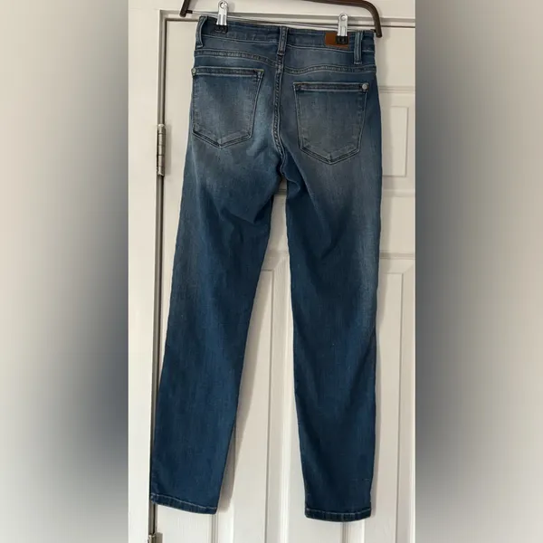 Judy Blue Straight Leg Denim Jeans Size 25‎ EUC - Image 2