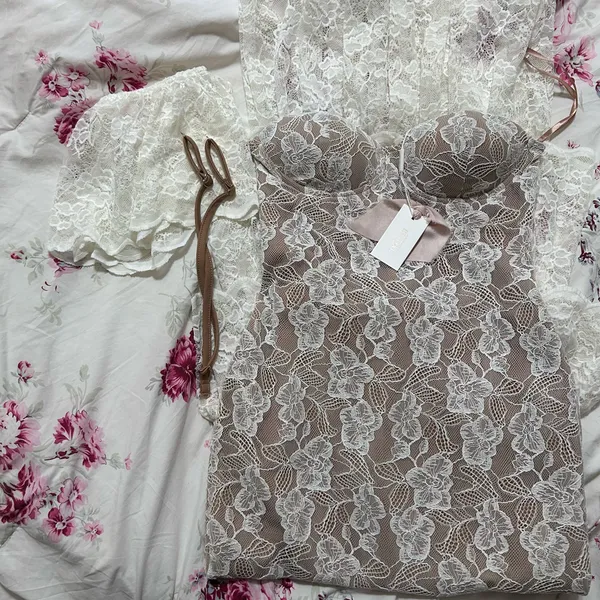 NWT JLUXLABEL White Lace Dress - Image 6