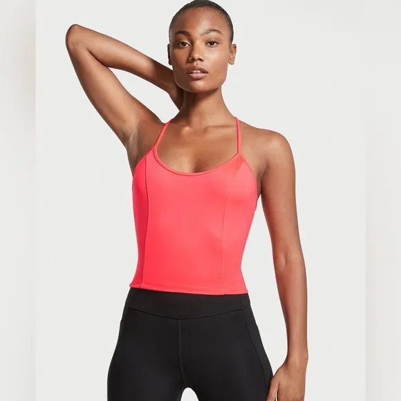 NWT Victoria's Secret On Point Cropped Racerback Tank Top. Size Large - Image 3