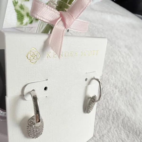 Kendra Scott Pavé Link Charm Huggie Hoop Earrings - Image 2