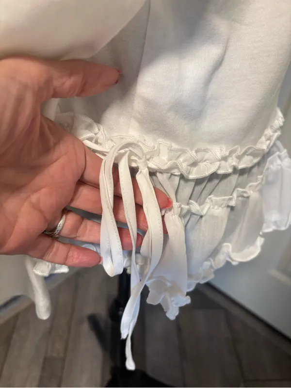 NWT Fate White Boutique T-Shirt Top Ruffled Sheer Hem Side-tie Ribbon Details - Image 3