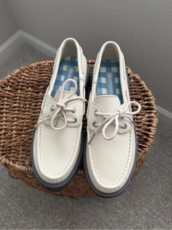 The Sperry Women's Bayside Boat Shoe Size 7.5 - Image 3