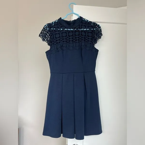 Sequin Hearts Navy Blue Juniors Lace Top Fit & Flare Dress‎ Party Occasion - Size 11 - Image 2