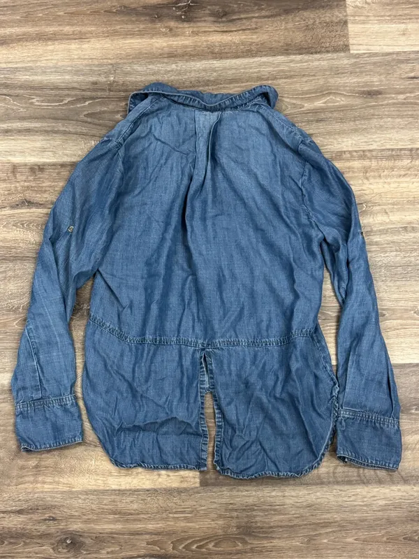 Anthropologie Cloth + Stone Chambray Split Back Button Down Top Women’s Small - Image 6