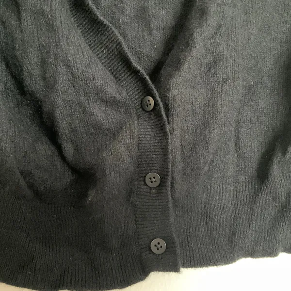 Alo Yoga Sheer Cashmere Cropped Cardigan Black M - Image 3