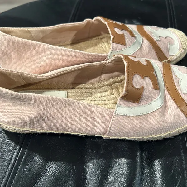 Tory Burch Blush Pink Canvas Espadrilles with Tan & Cream Logo - Image 7