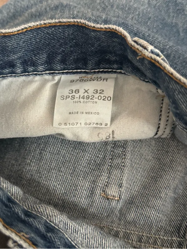 Wrangler Mens 36 Distressed Denim Cutoff Jorts Raw Hem Vintage Wash Shorts - Image 8