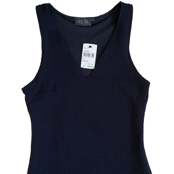 ASTR Navy Blue Waffle Knit V-Neck Tulip Hem Bodycon Dress‎ ADR93825 WMN's M NWT - Image 3