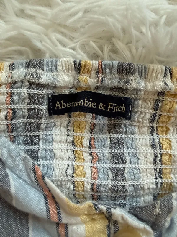 Abercrombie & Fitch cropped blouse - Image 2
