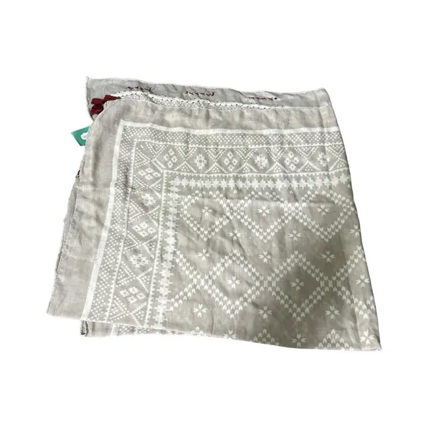Maurices Gray, White &‎ Burgundy Floral Paisley Tassel Lightweight Scarf NEW - Image 2