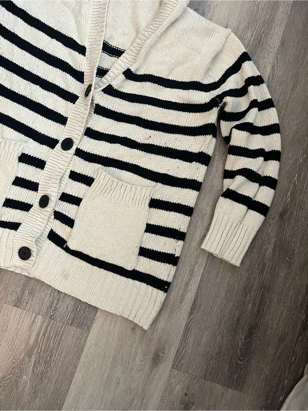 American Eagle Cardigan Womens Medium Ivory Black Striped Knit Shawl Collar - Image 5