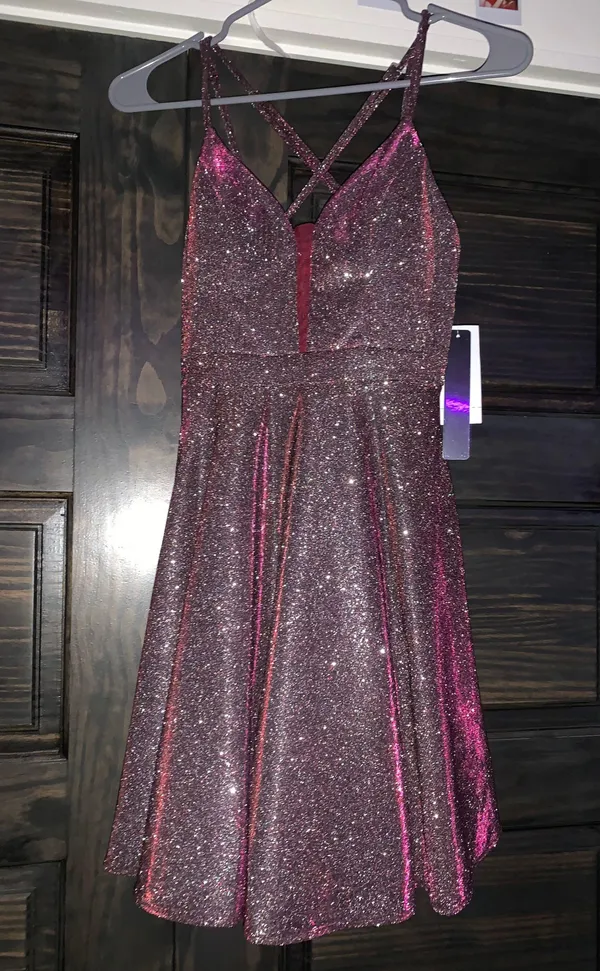 Sequin Hearts Homecoming / Semi-formal Dress - Image 7