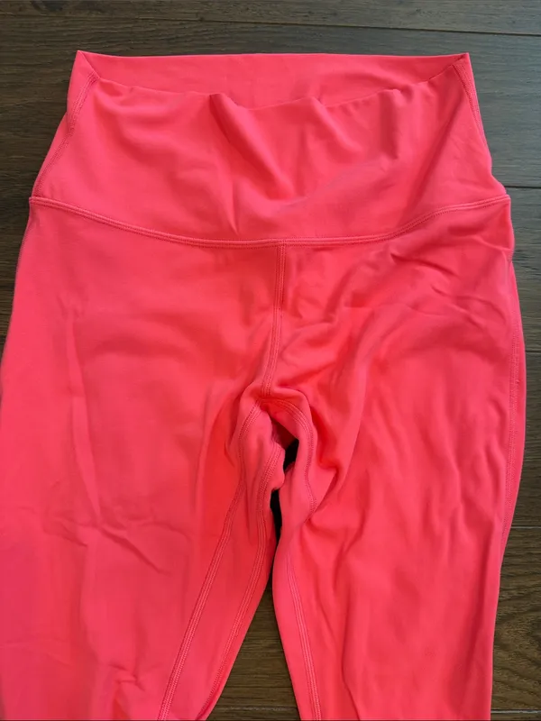 Lululemon Embody Crop Leggings Size 8 Bright Pink - C67-034 - Image 2