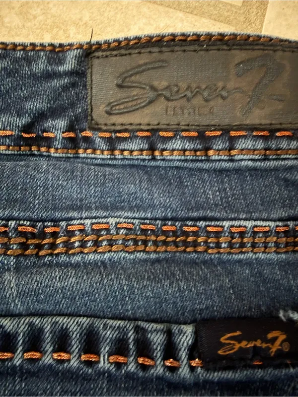 Seven7 Bootcut Stretch Jeans Women’s Size 12 Medium Wash EUC - Image 7