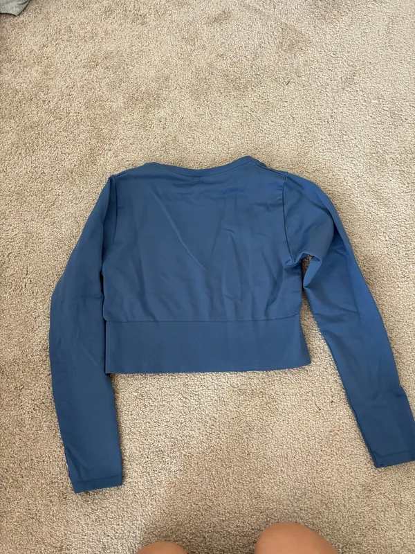 Offline by aerie long sleeve cropped workout top - Image 6