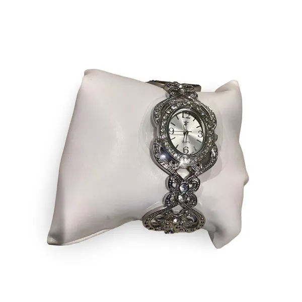 NWOT Fleur de Lis Bracelet Watch Silver - Image 4