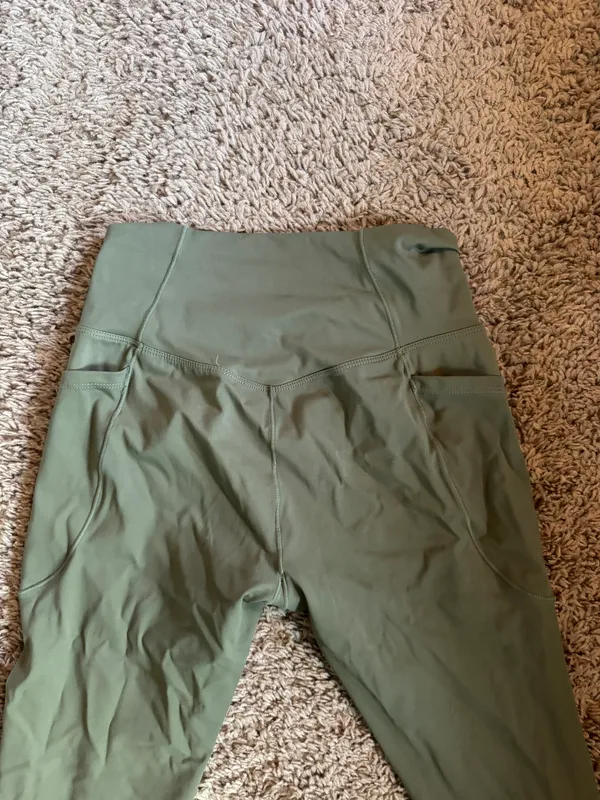 Halara Green  Crossover Leggings - Image 4