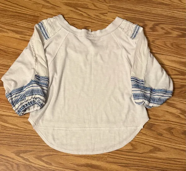 Free People We The Free Bubble Thermal V-Neck Embroidered Tee Shirt - Image 6