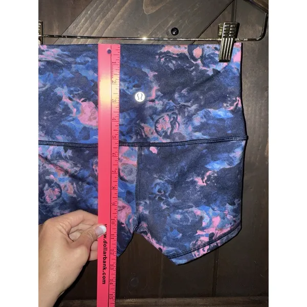 LULULEMON Boogie Short Roll Down‎ Multicolour moody mirage deep navy Size 0 - Image 5
