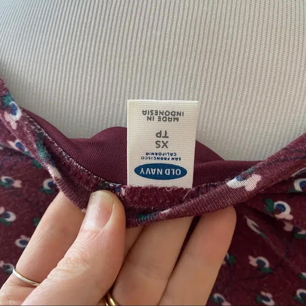 Old Navy Long Sleeve Dress - Image 5