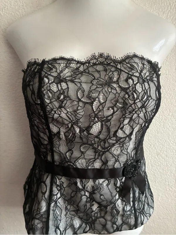 Ann Taylor Lace Corset Top Black 10 - Image 4