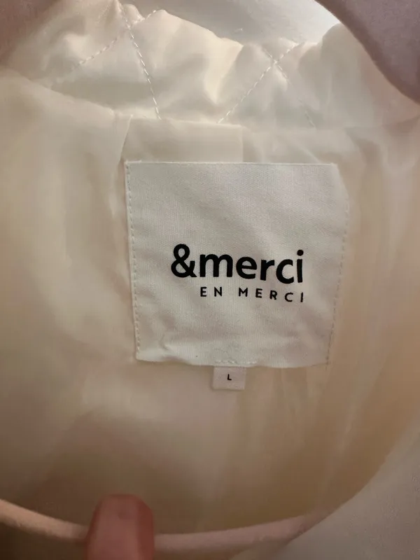 &Merci Quilted Star Lightweight Jacket - Image 2